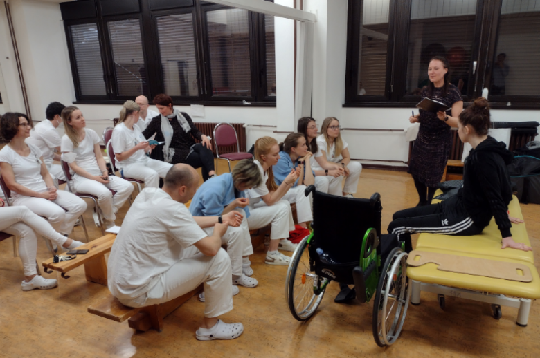 Prezentace Libella Seat Varia na spinální jednotce FN Motol