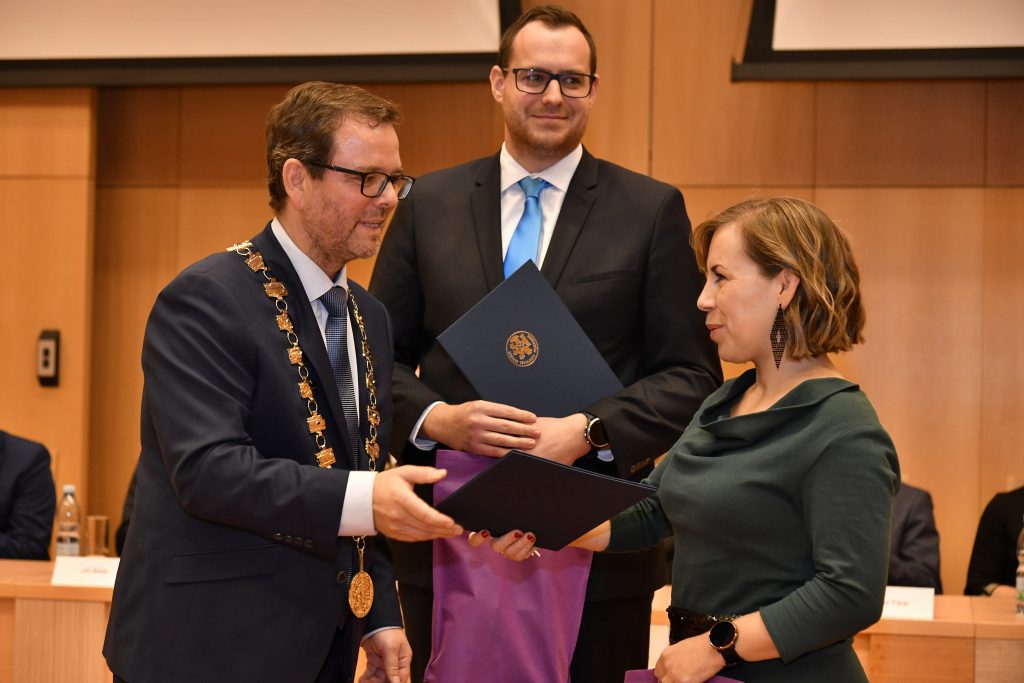 Rector's Award 2022 for outstanding achievements in the field of creative social, humanitarian and artistic activities for Věra Vystrčilová!